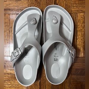 EUC Birkenstock Gizeh EVA Silver Sandals